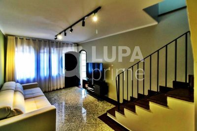 Casa, 3 quartos, 211 m² - Foto 1