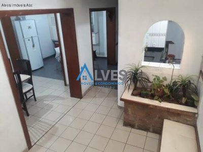 Casa, 4 quartos, 292 m² - Foto 1