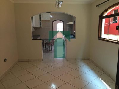 Sobrado, 3 quartos, 216 m² - Foto 3