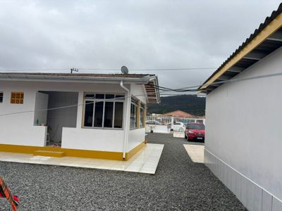 Chácara, 3 quartos, 3948 m² - Foto 1