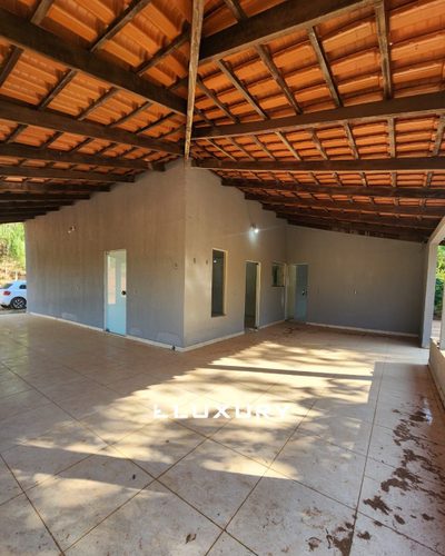 Chácara, 3 quartos, 2700 m² - Foto 2