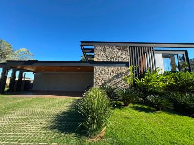 Casa, 3 quartos, 328 m² - Foto 1
