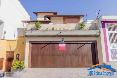 Sobrado, 3 quartos, 241 m² - Foto 1