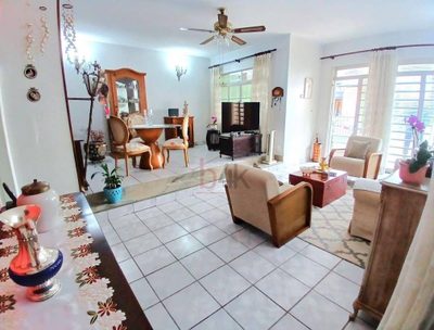Casa, 3 quartos, 170 m² - Foto 1