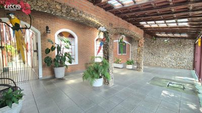Casa, 3 quartos, 131 m² - Foto 1