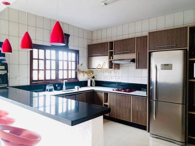 Sobrado, 4 quartos, 310 m² - Foto 1