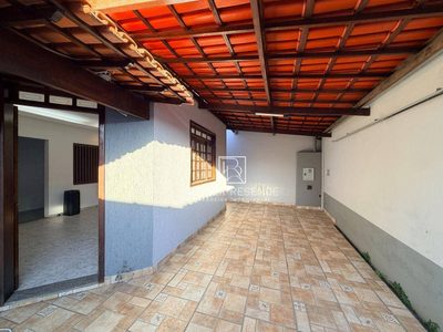 Casa, 3 quartos, 230 m² - Foto 3