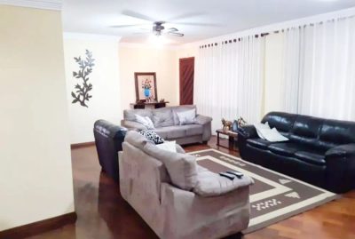 Sobrado, 3 quartos, 267 m² - Foto 2