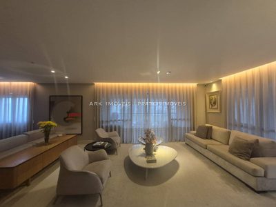 Apartamento, 3 quartos, 213 m² - Foto 2