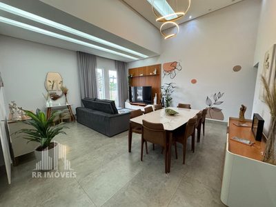Casa, 3 quartos, 193 m² - Foto 1