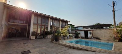 Casa, 4 quartos, 277 m² - Foto 1
