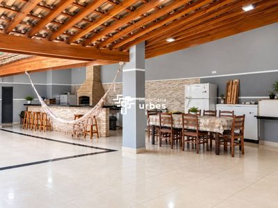 Casa, 3 quartos, 188 m² - Foto 1