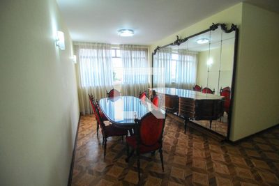 Apartamento, 3 quartos, 160 m² - Foto 2