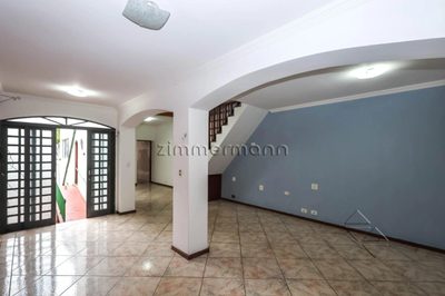 Casa, 3 quartos, 226 m² - Foto 1