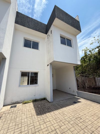 Casa, 3 quartos, 230 m² - Foto 2