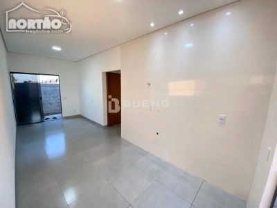 Casa, 3 quartos, 49 m² - Foto 2