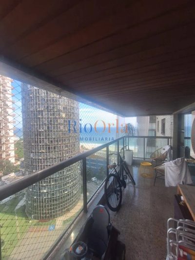 Apartamento, 4 quartos, 140 m² - Foto 1