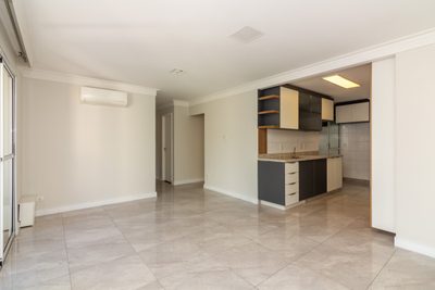 Apartamento, 3 quartos, 94 m² - Foto 1
