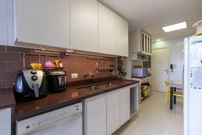 Apartamento, 4 quartos, 160 m² - Foto 1