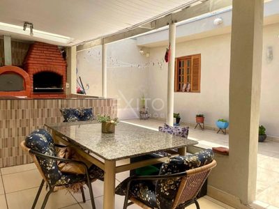 Casa, 3 quartos, 222 m² - Foto 3