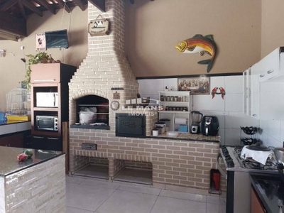 Chácara, 3 quartos, 1300 m² - Foto 2