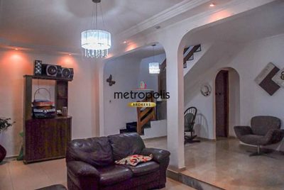 Sobrado, 4 quartos, 235 m² - Foto 1