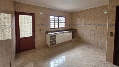 Casa, 3 quartos, 171 m² - Foto 4