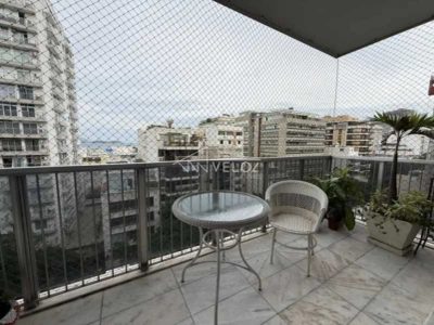 Apartamento, 3 quartos, 140 m² - Foto 1