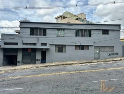 Casa, 7 quartos, 321 m² - Foto 2