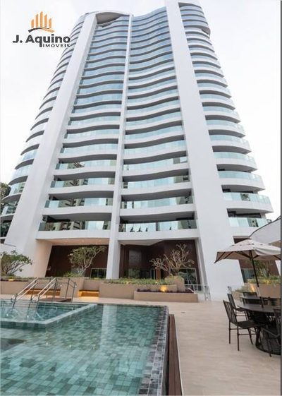 Apartamento, 4 quartos, 218224 m² - Foto 1