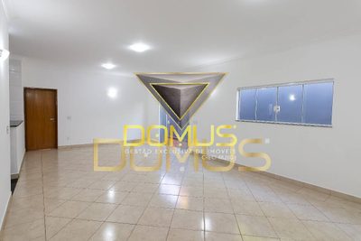 Casa, 3 quartos, 200 m² - Foto 1