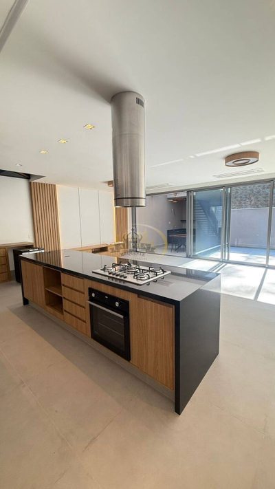 Casa, 3 quartos, 230 m² - Foto 1