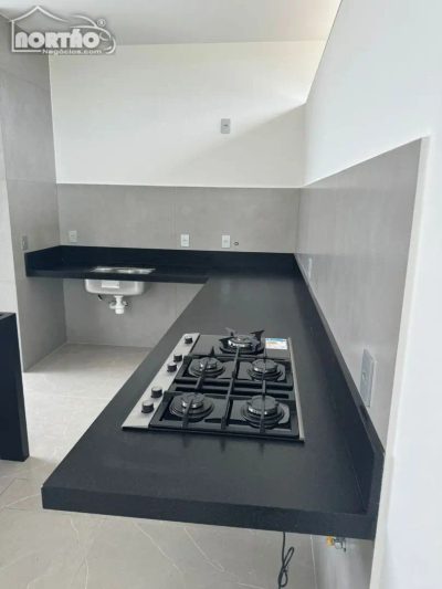 Casa, 4 quartos, 333 m² - Foto 3