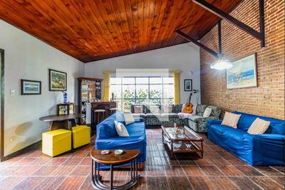 Casa, 4 quartos, 1200 m² - Foto 1
