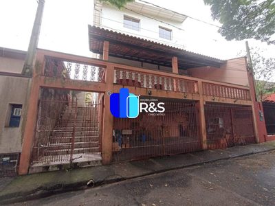 Casa, 2 quartos, 323 m² - Foto 1
