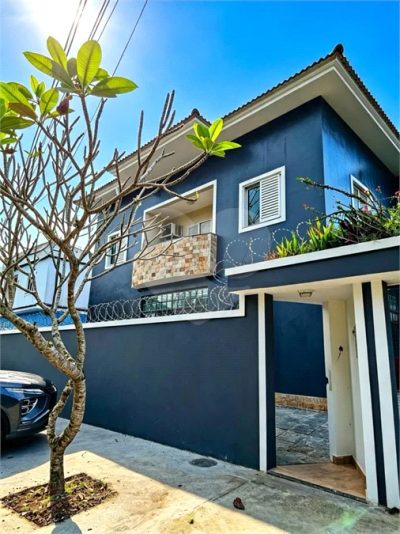 Casa, 3 quartos, 1172 m² - Foto 1