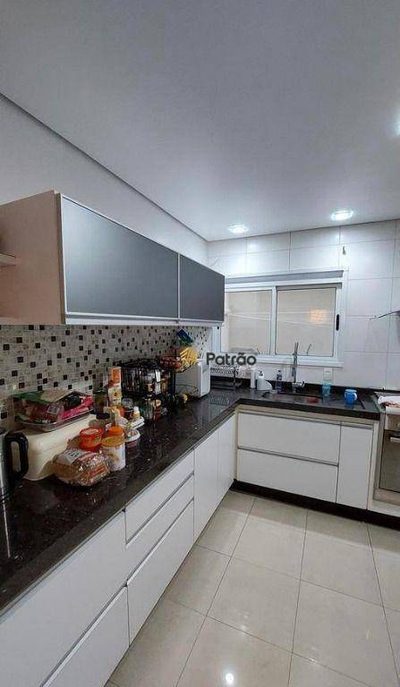 Casa, 3 quartos, 240 m² - Foto 5