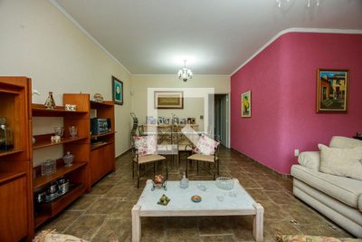 Casa, 3 quartos, 250 m² - Foto 3