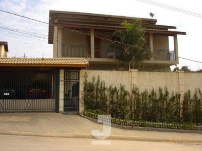 Casa, 3 quartos, 260 m² - Foto 1