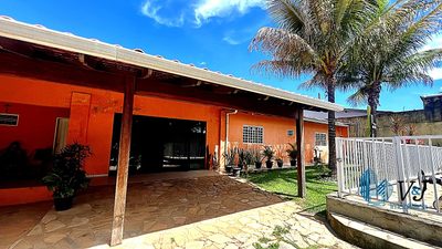 Casa, 4 quartos, 240 m² - Foto 1
