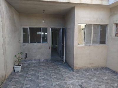 Sobrado, 4 quartos, 250 m² - Foto 1