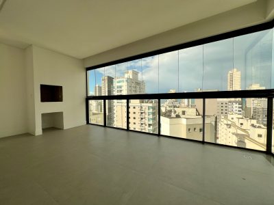 Apartamento, 3 quartos, 137 m² - Foto 1