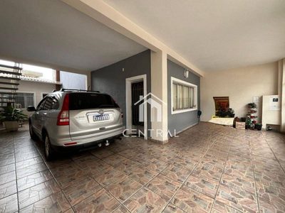 Sobrado, 3 quartos, 342 m² - Foto 1