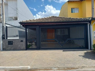 Casa, 3 quartos, 220 m² - Foto 1