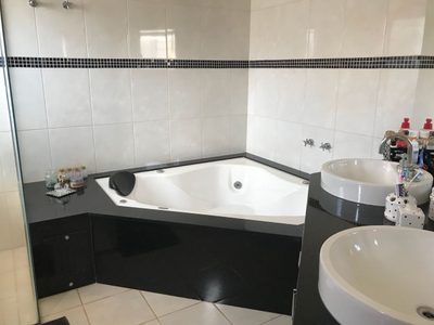 Casa, 3 quartos, 353 m² - Foto 3