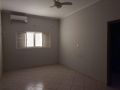 Casa, 3 quartos, 295 m² - Foto 4