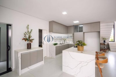 Casa, 3 quartos, 328 m² - Foto 2