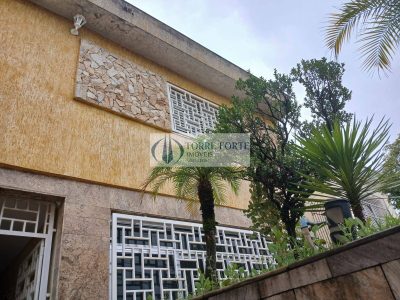 Sobrado, 3 quartos, 182 m² - Foto 1