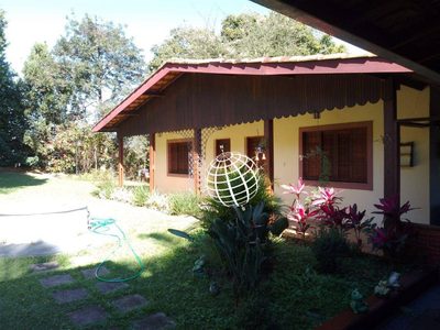 Casa, 3 quartos, 277 m² - Foto 1