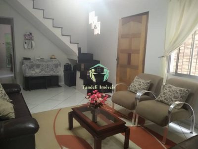 Sobrado, 2 quartos, 140 m² - Foto 1